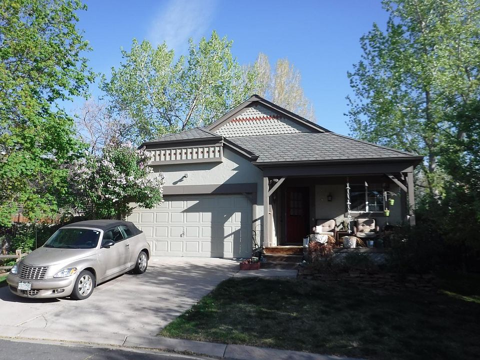 Beautiful Home in Great Neighborhood with Large Front Patio