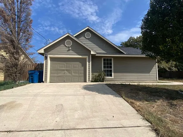 111 Amelia Ct, Kerrville, TX 78028