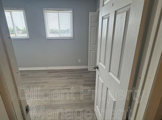 260 Lansdowne St W, Peterborough, ON K9J 1Y8