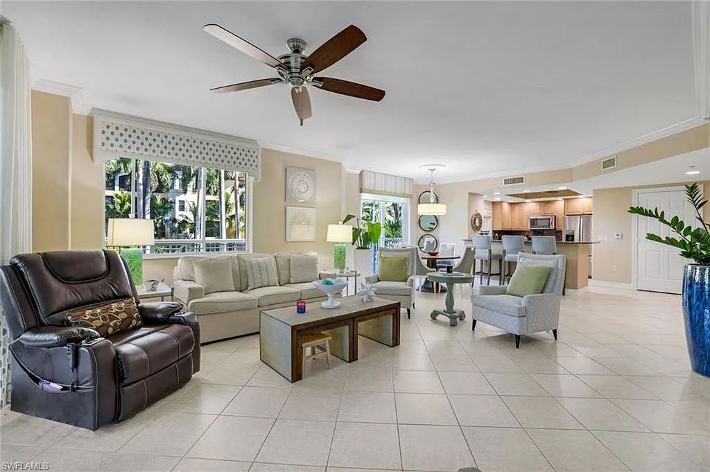 2 bed, 2.5 bath, 1865 sqft, $4,500 — Photo 3