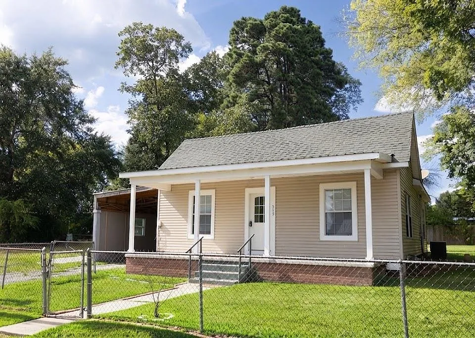 505 Wesson St