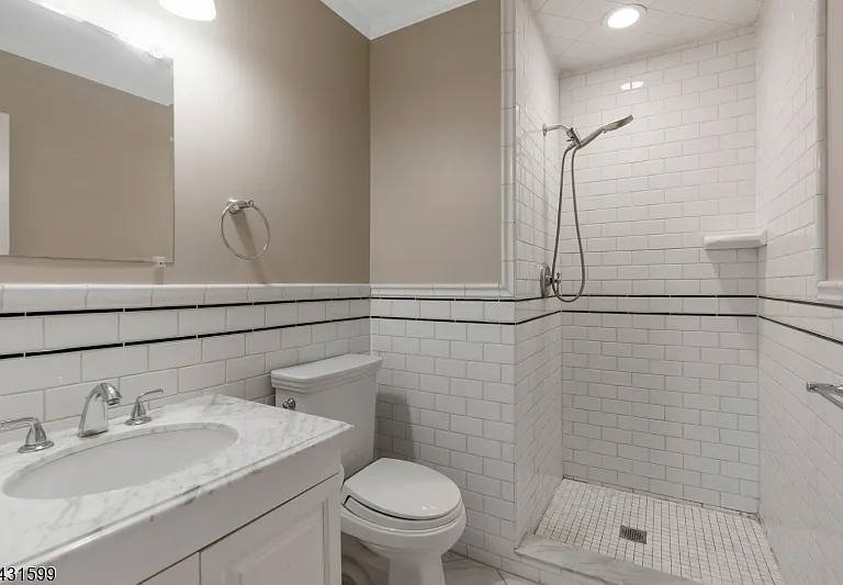24 Spring Valley Blvd — Photo 17
