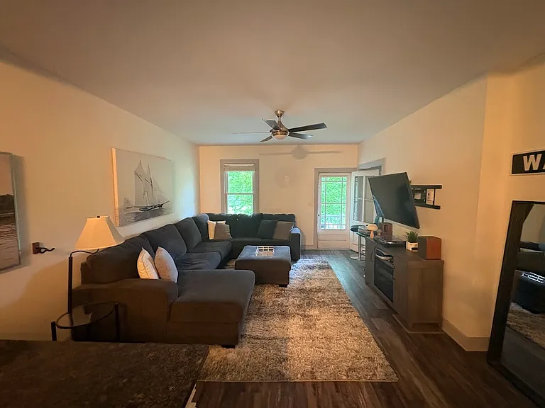 6322 Mill St #B — Photo 4