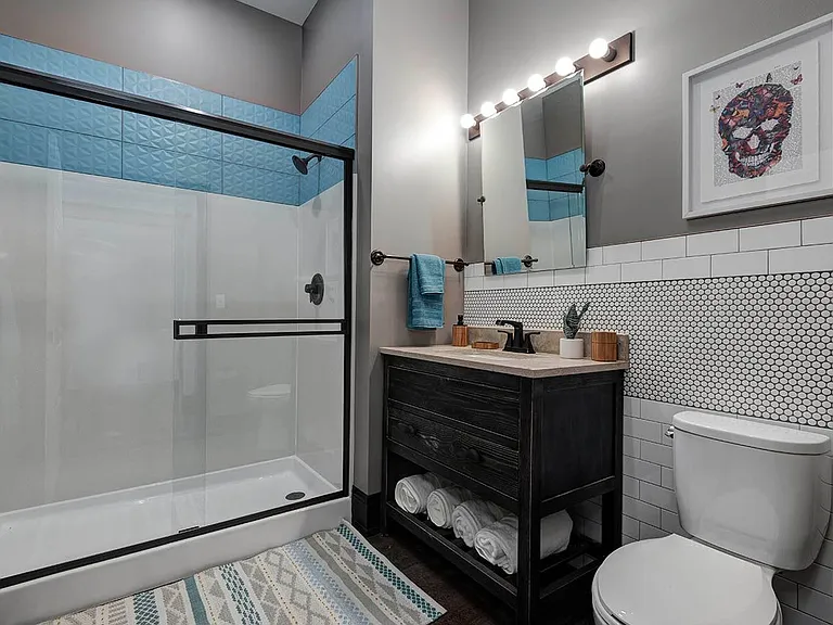 Quarry Town Apartments — Photo 17