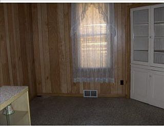 3rd image of 109 Penn Ave