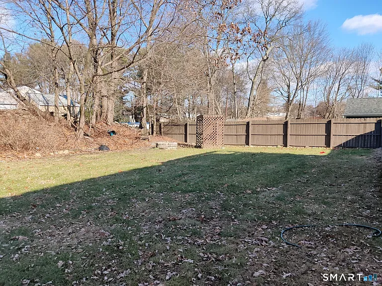 100 Loftus Cir — Photo 15