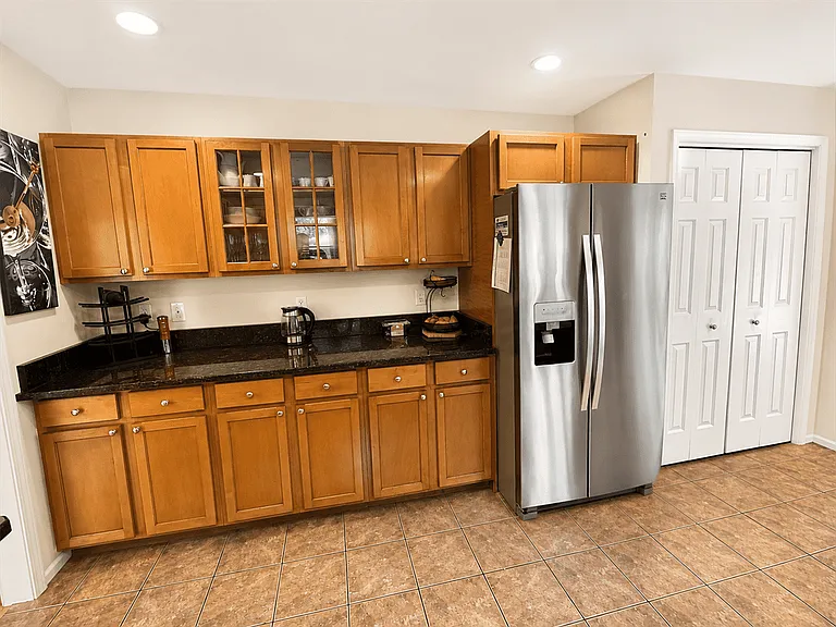2860 Ember Way — Photo 3
