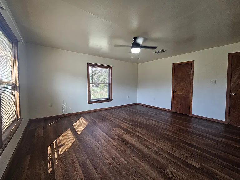 2901 Ranger Hwy — Photo 11