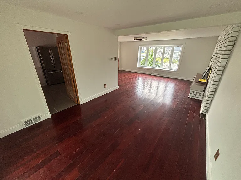800 Larkspur St — Photo 10