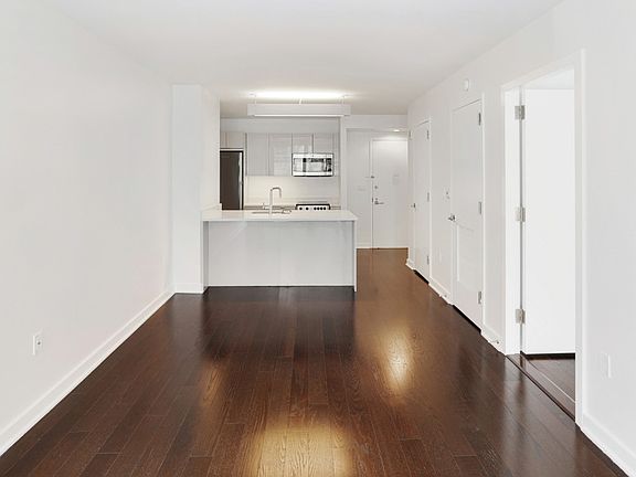 4th image of 400 W 113th St APT 721