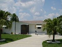 1st image of 146 Bedford Dr