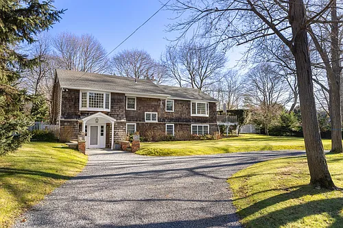 16 Tuckahoe Ln Photo 1