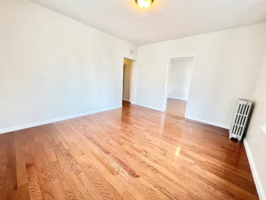 Rented by A&E Real Estate Management | media 4