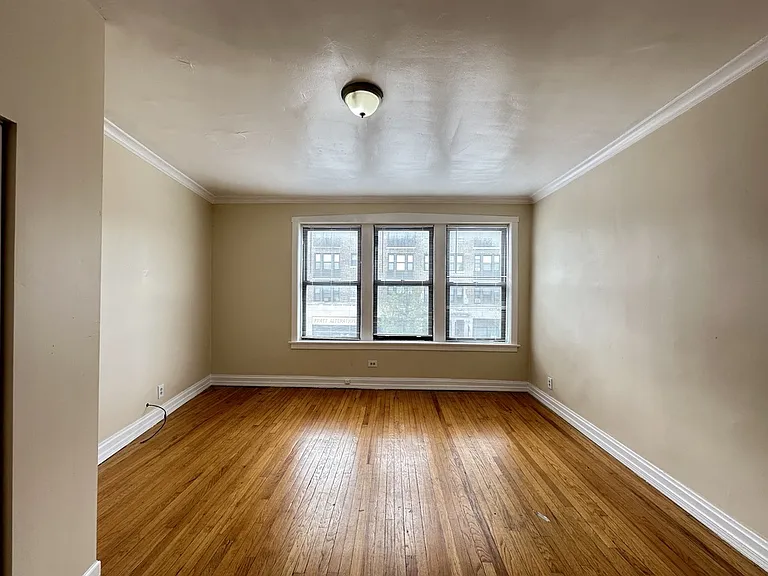1670 W Pratt Blvd #3 — Photo 14
