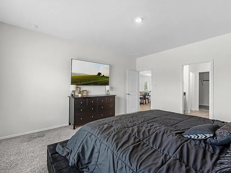 5455 Pinetree Crescent Ln — Photo 15