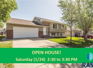 4112 N Jans Dr, Sioux Falls, SD 57107