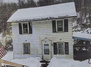 7216 Pine Run Rd, Jersey Shore, PA 17740