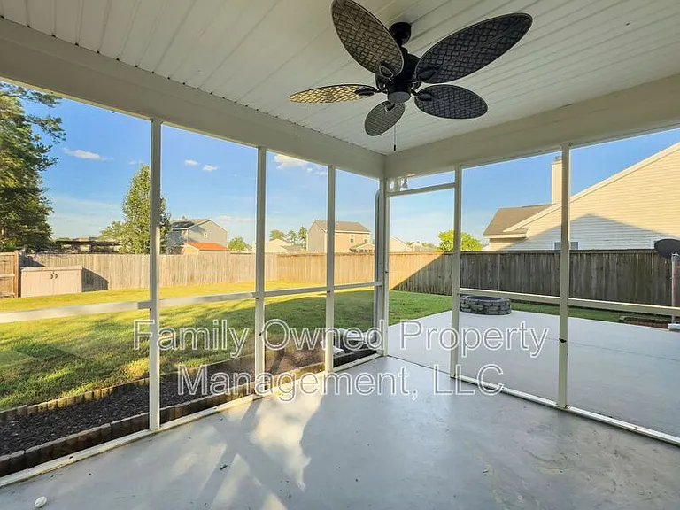 100 Salem Creek Dr — Photo 30