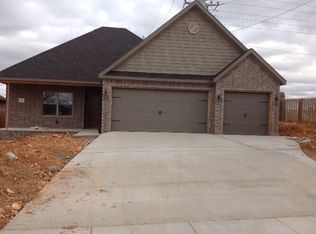 3607 SW Willowbrook Rd, Bentonville, AR 72712