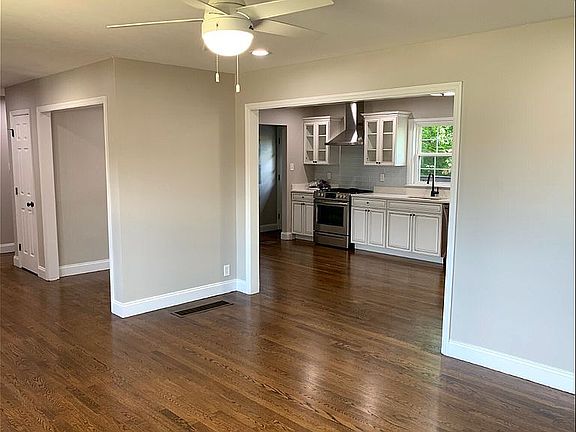 Living room/Kitchen