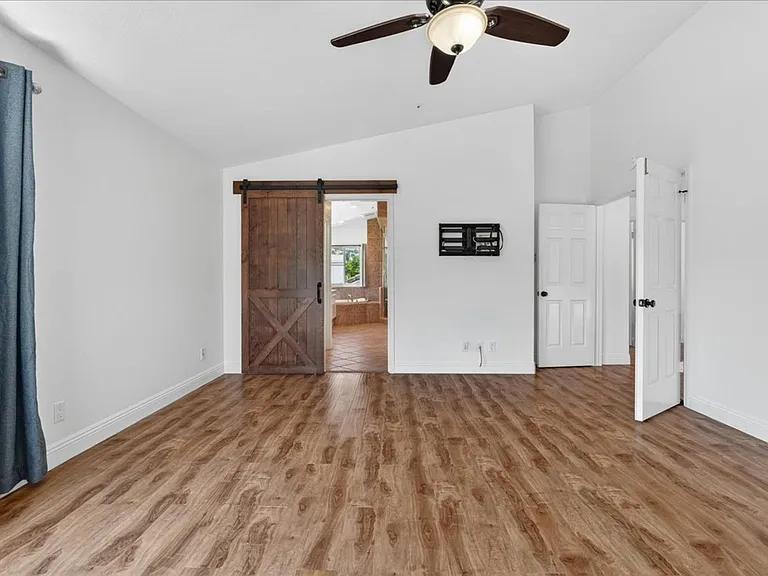 20452 Franciscan Way — Photo 27