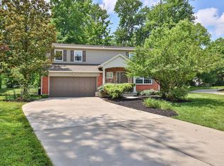 5700 Charteroak Dr, Cincinnati, OH 45236