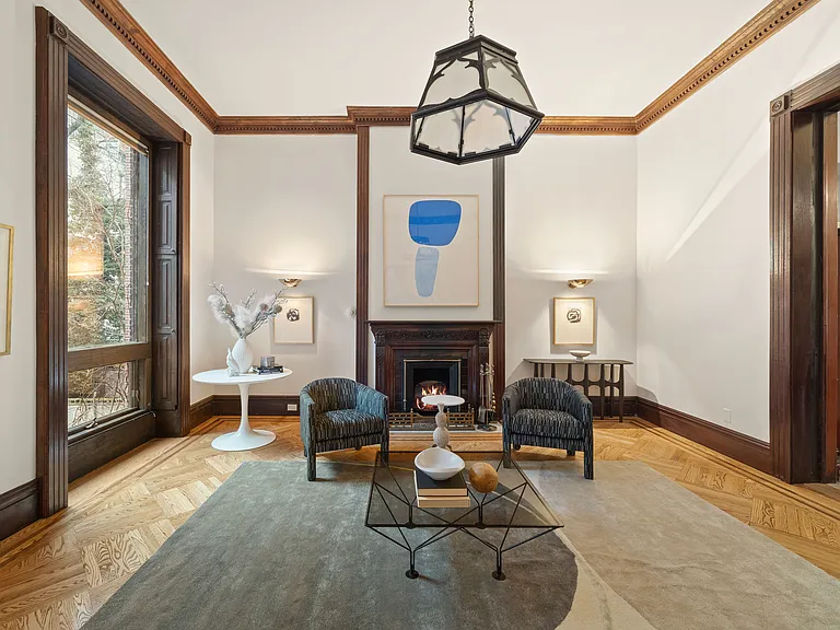 51 W 73rd St #TOWNHOUSE — Photo 3