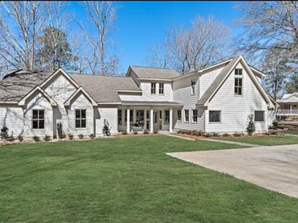 136 N Hidden Lake Dr