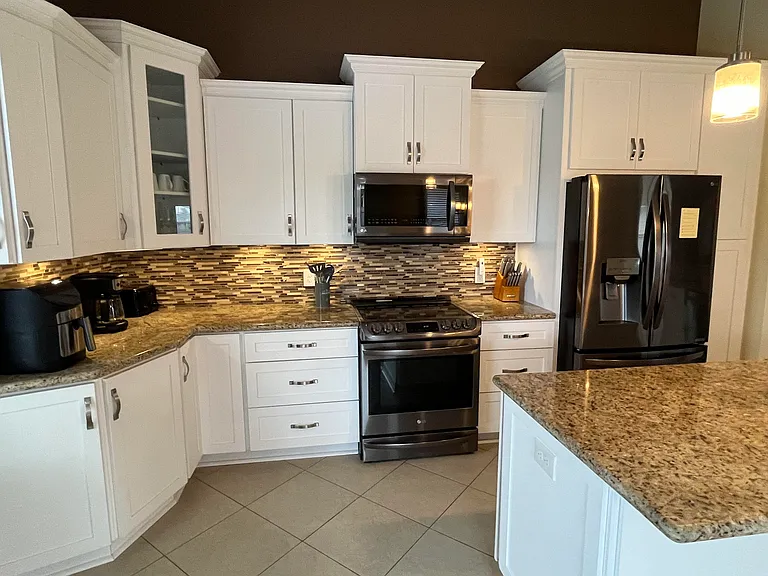 629 Batten Blvd — Photo 30