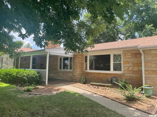 1137 S East St, Jacksonville, IL 62650