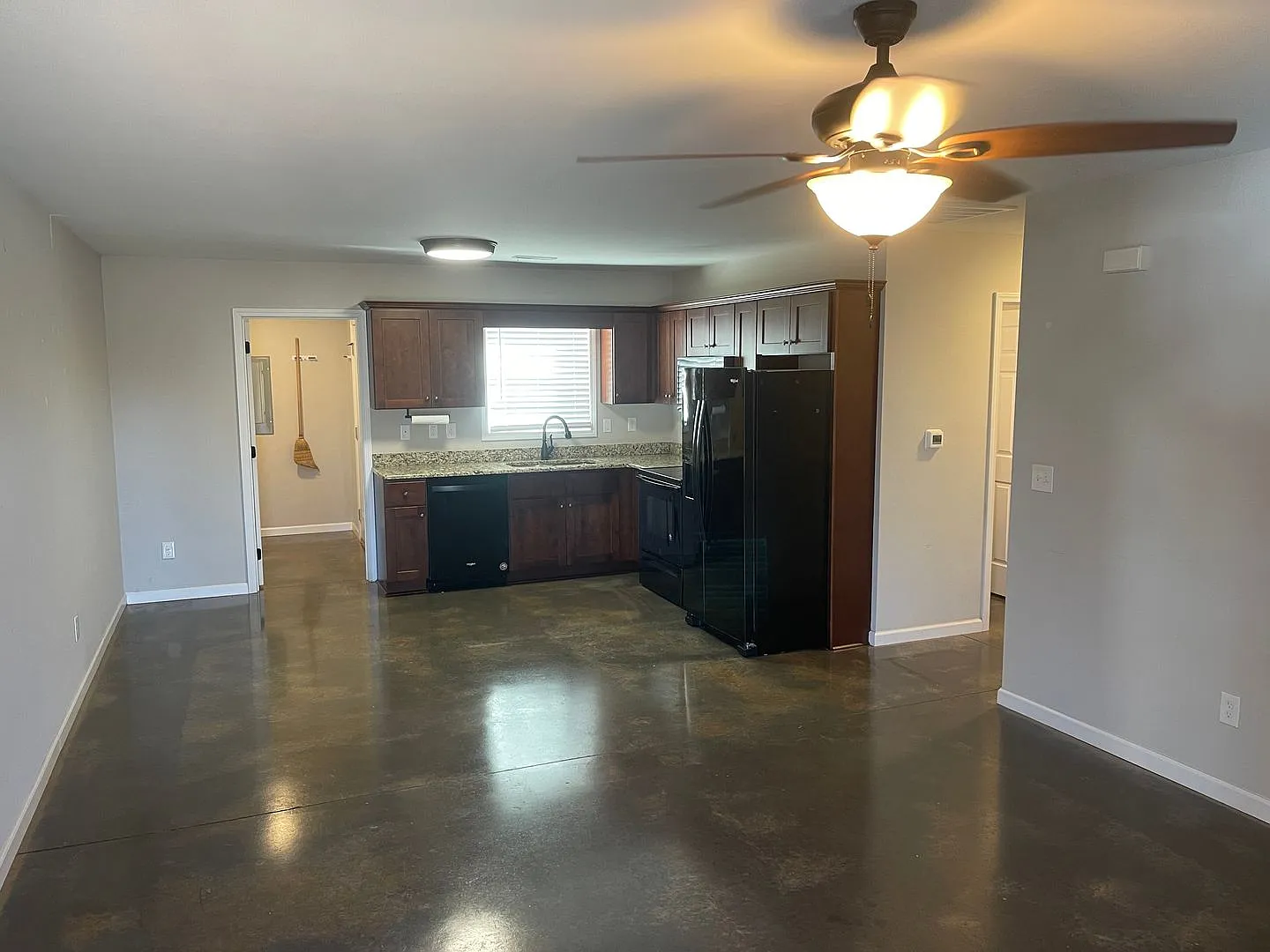 Available on September 10th, 2026! 2 bed 1 bath duplex in Denver NC! — Photo 3