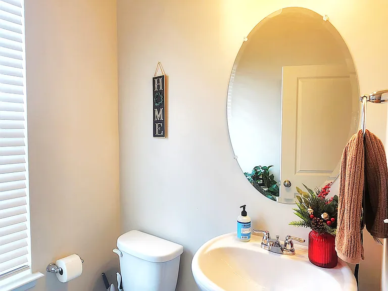 2065 Hinshaw Dr — Photo 8