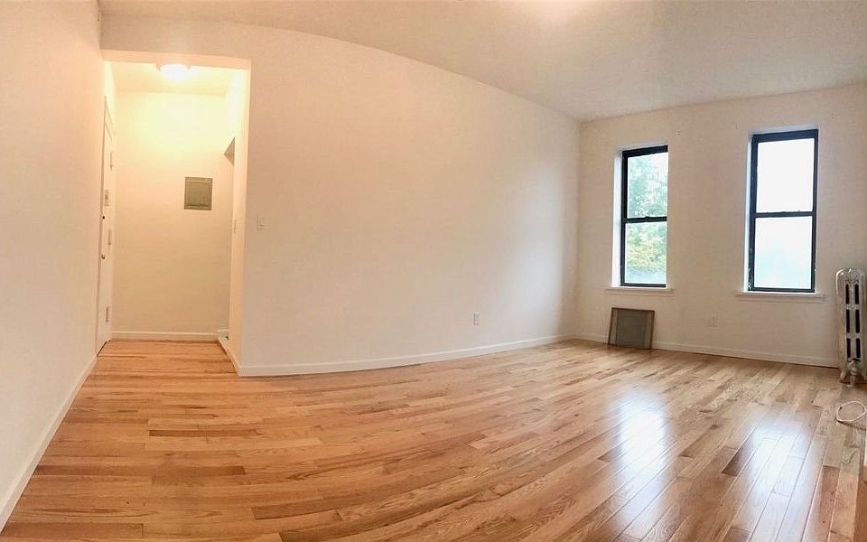 2nd image of 160 Fenimore St APT 4A
