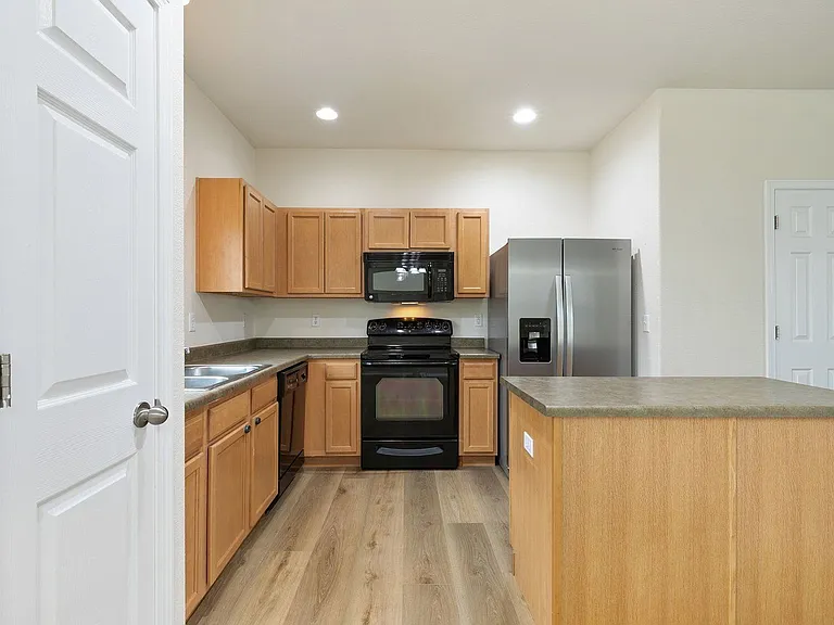 7475 Countryside Grv — Photo 14