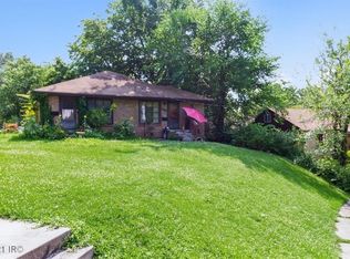 235 Park Pl #237, Des Moines, IA 50312