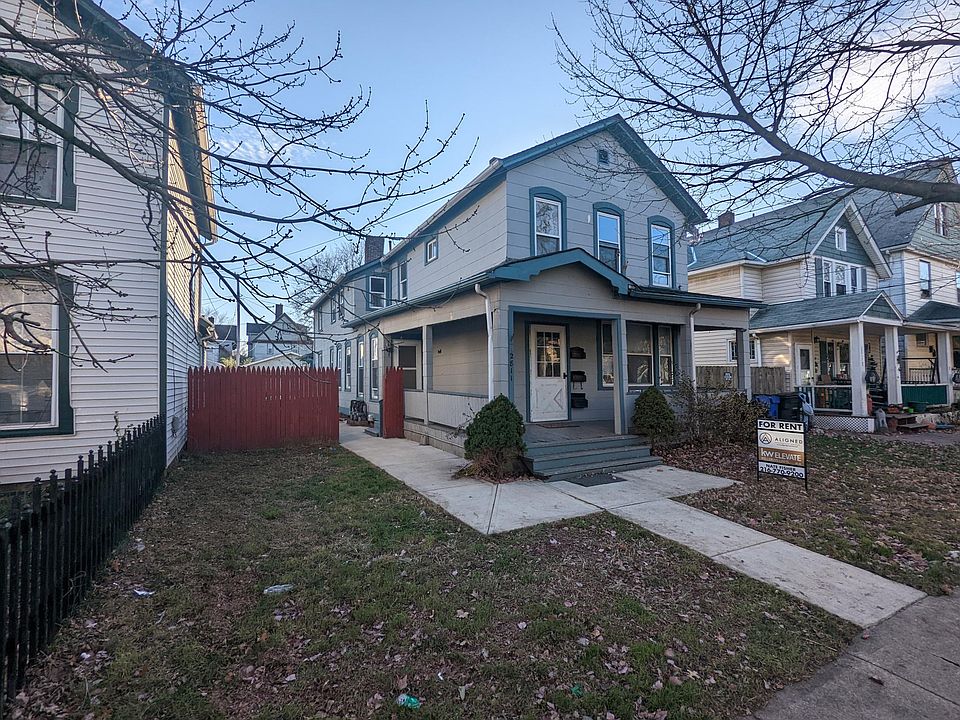 1st image of 2811 Woodbridge Ave #3