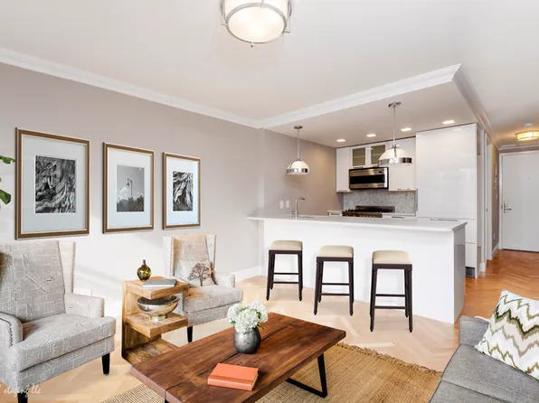 305 East 86th Street image 1 of 20