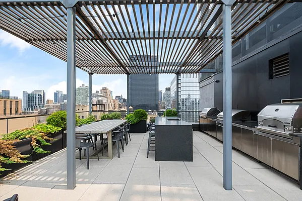 Rented by Living New York | media 9