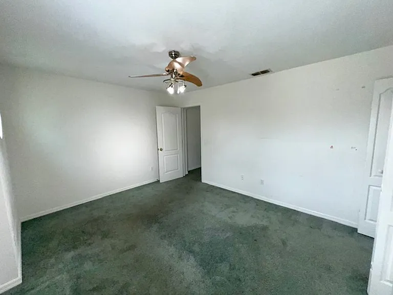 1921 Crown Hill Blvd — Photo 39