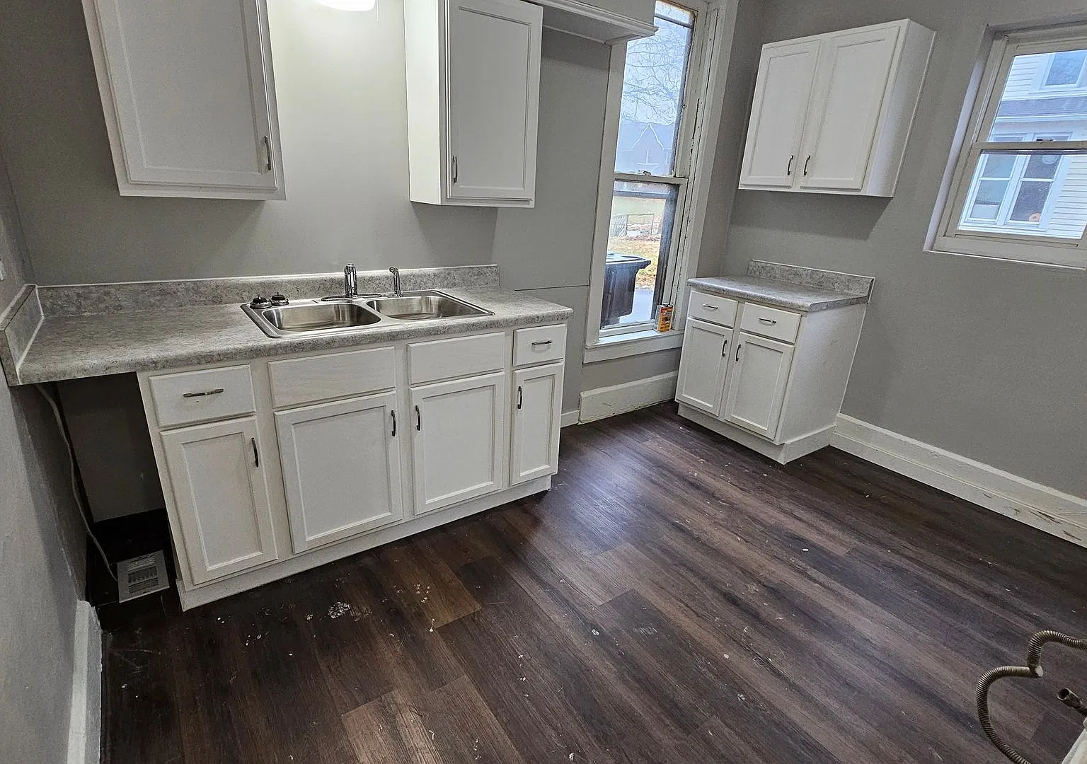 258 W Third St Mansfield OH 44903 — Photo 1
