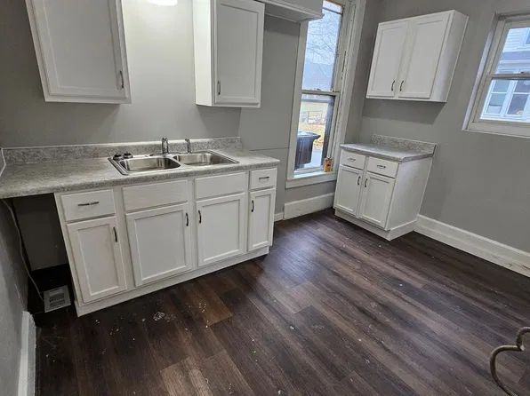 258 W Third St Mansfield OH 44903, 258 W 3rd St, Mansfield, OH 44903