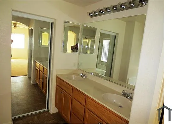 45331 Robinson Dr — Photo 11