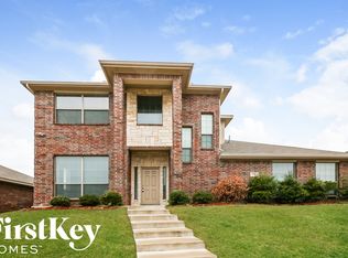 619 Canvas Ct, Lancaster, TX 75146
