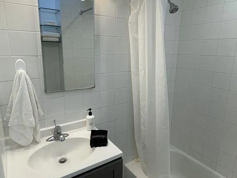 1574 33rd St NW — Photo 9