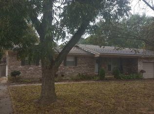 418 S Main St, Beebe, AR 72012