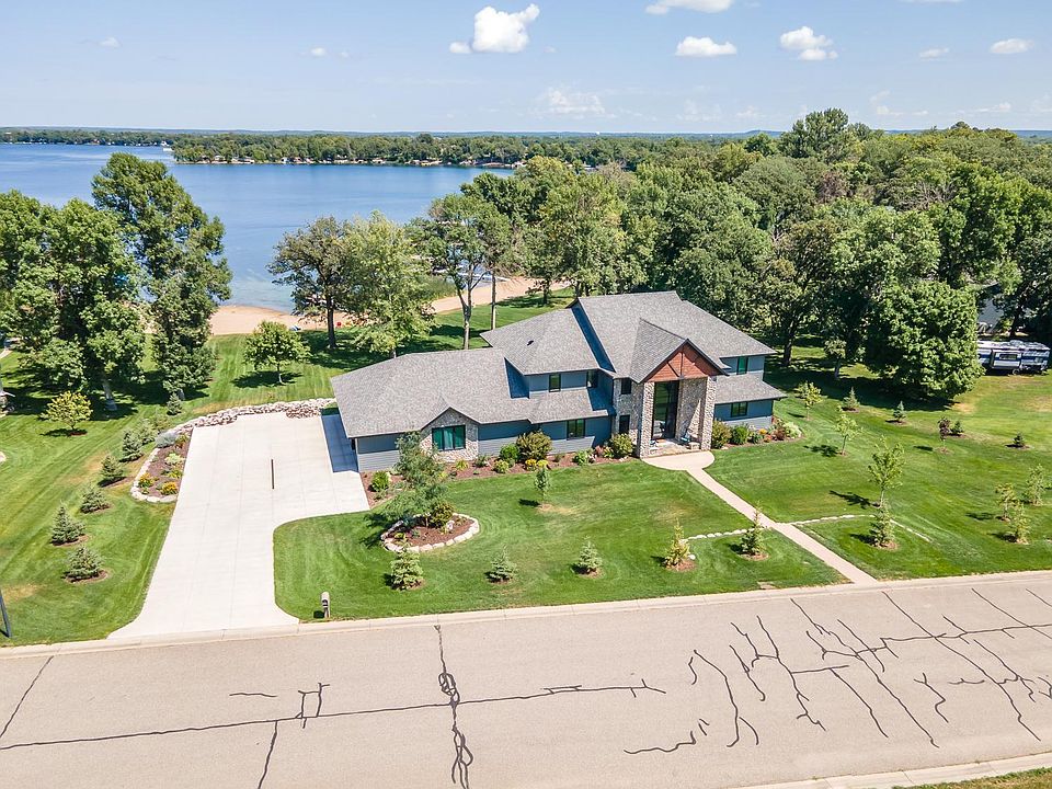 1571 Long Lake Dr, Detroit Lakes, MN 56501 Zillow