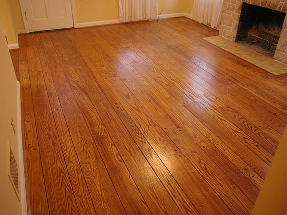 1st Floor Living Room