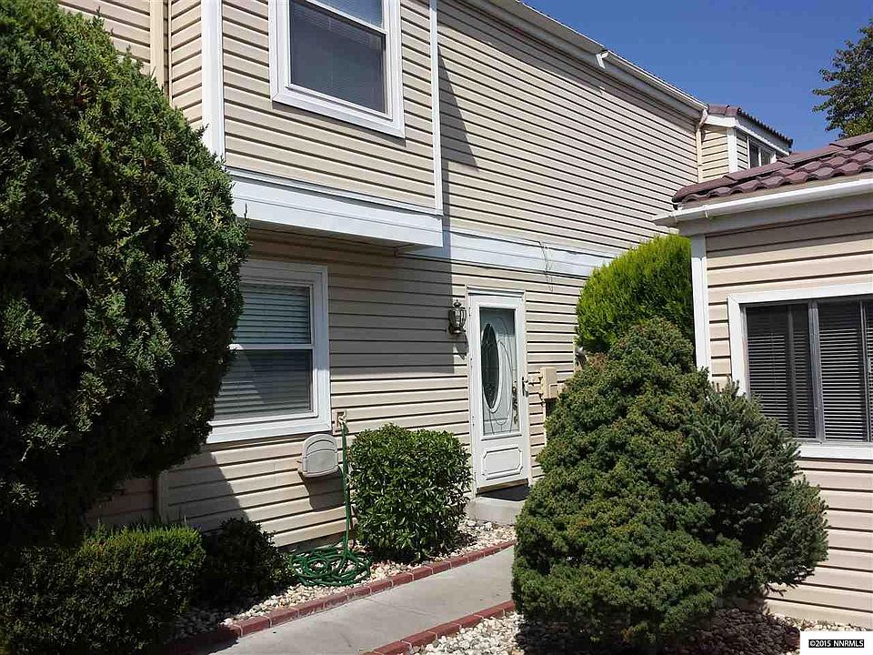 1st image of 1083 Bradley Sq