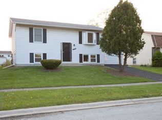 18049 Ravisloe Ter, Country Club Hills, IL 60478