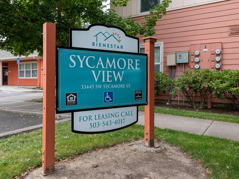 33445 SW Sycamore St — Photo 3